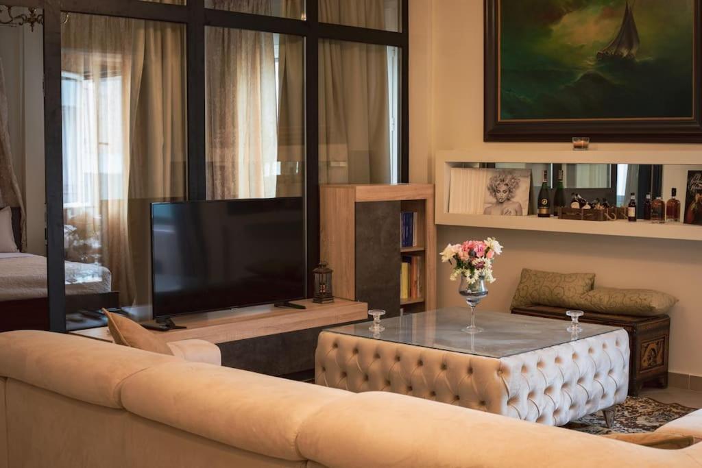 Λabirinthia Apartment Athens Exterior photo